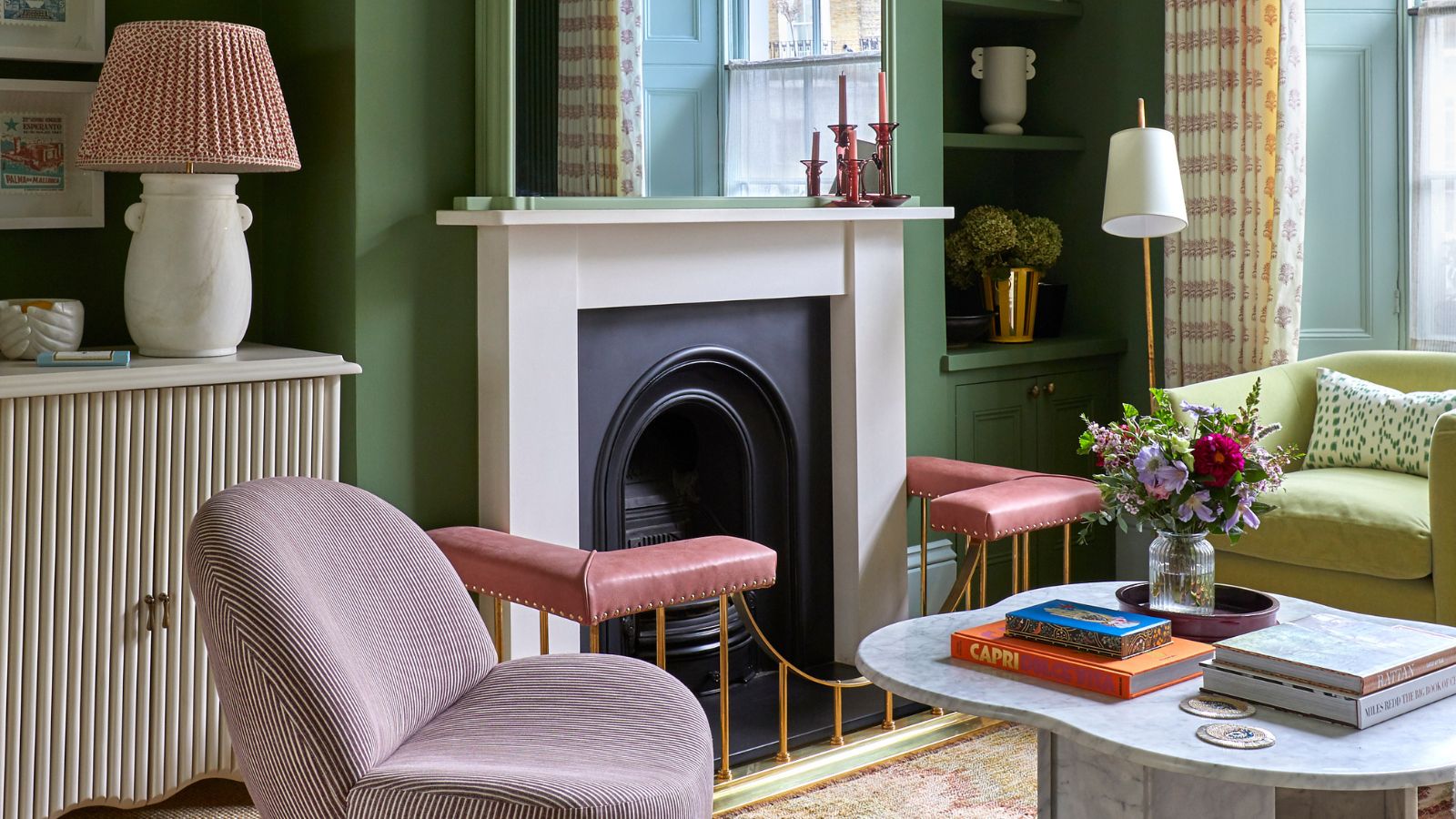 Built-In Storage vs Freestanding Furniture